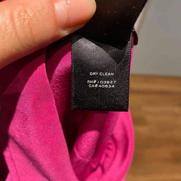 Marc by Marc Jacobs 100% Silk Blouse Hot Fuchsia M 6 - Picture 12 of 13